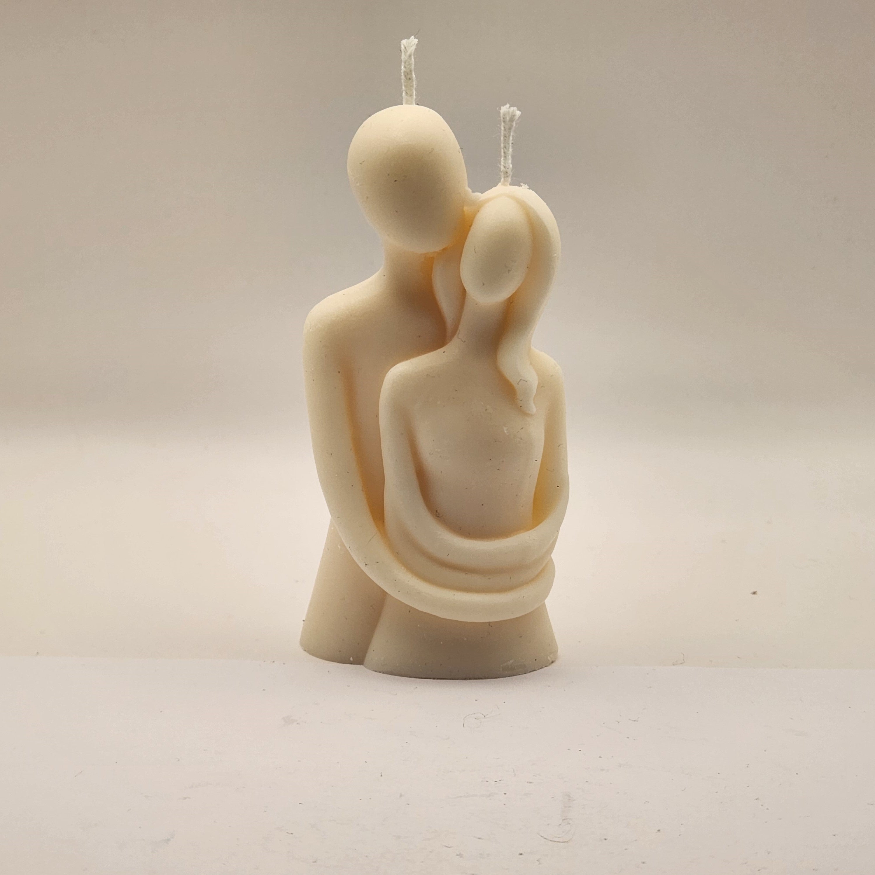 Kinkekomplekt kallistava paarikesega