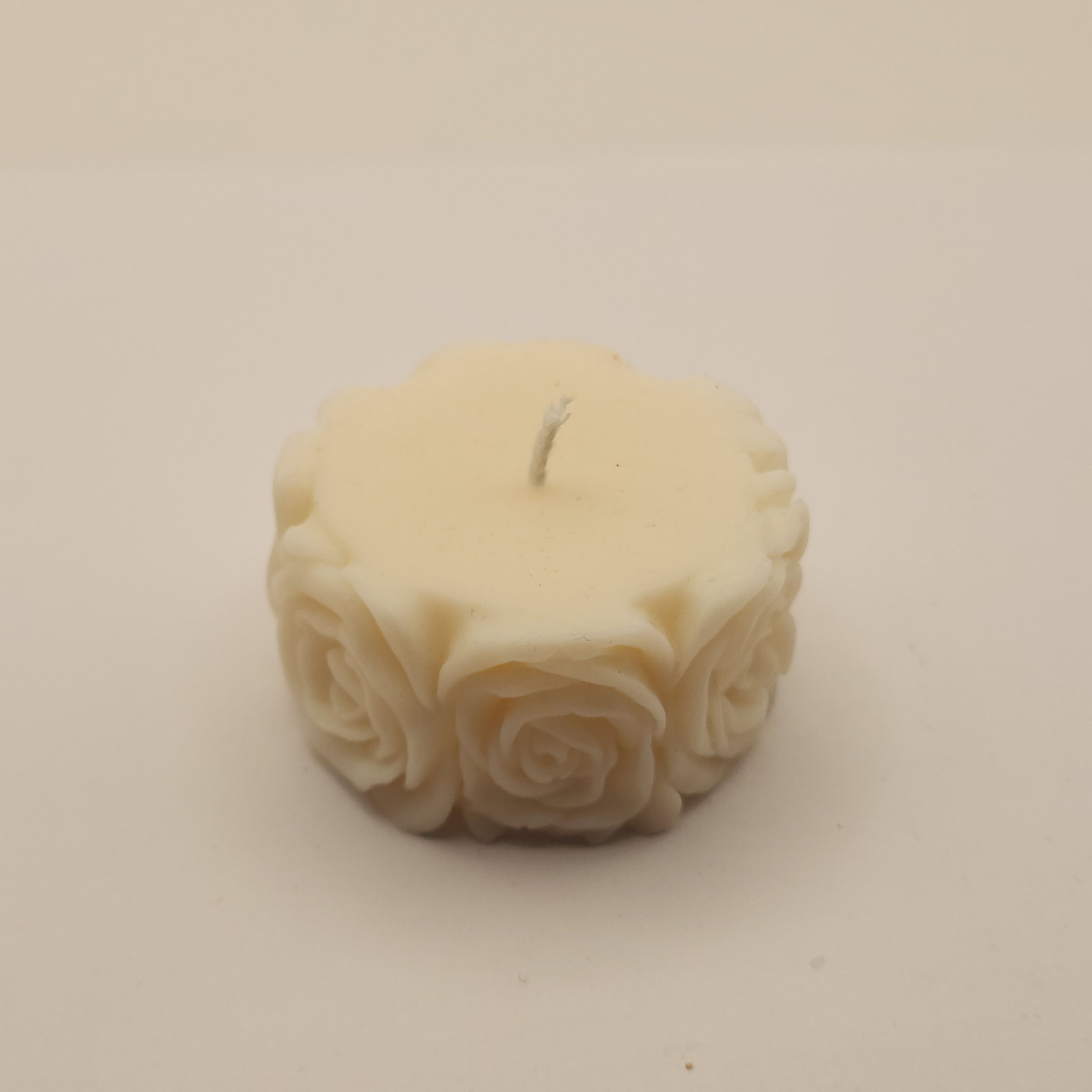 Lapik ring, roosid äärtes